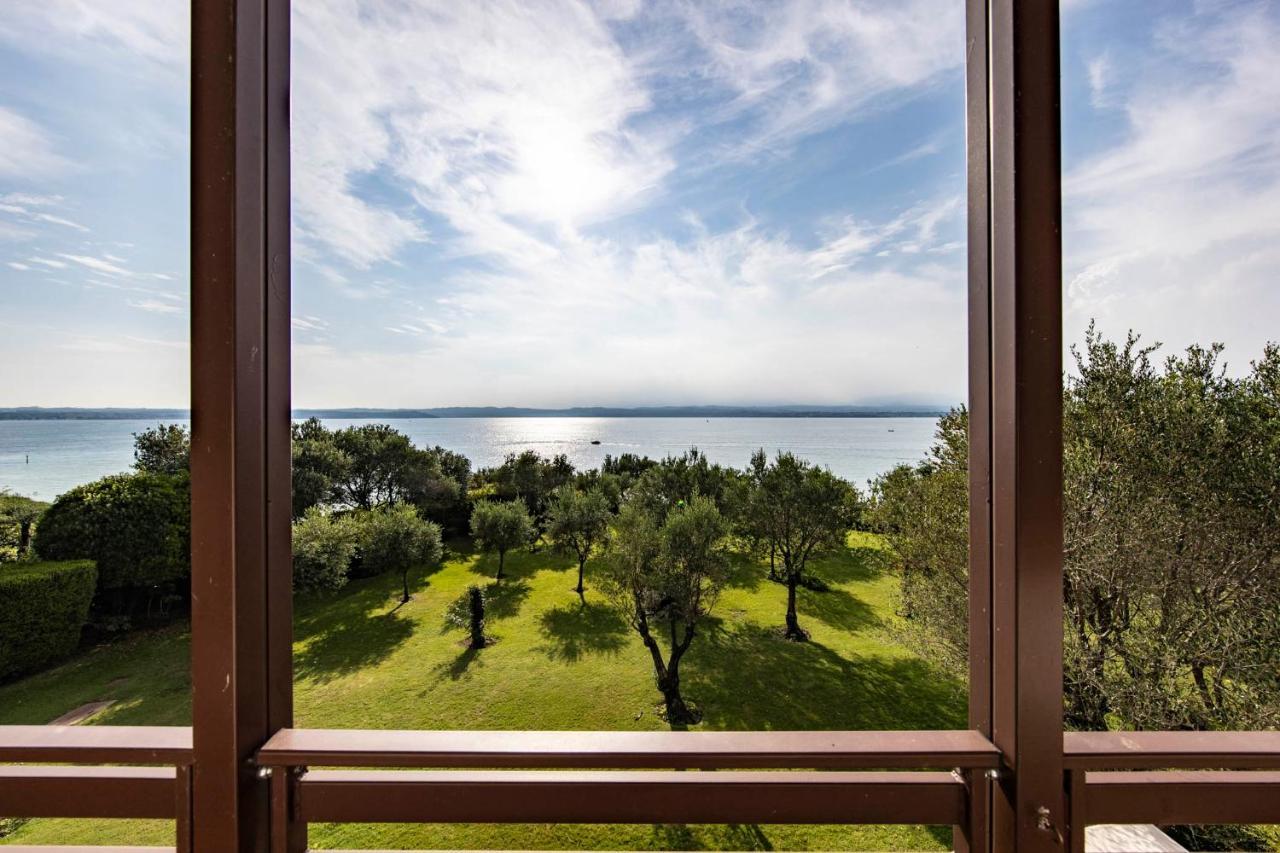 Villa Giustiniani Sirmione Buitenkant foto