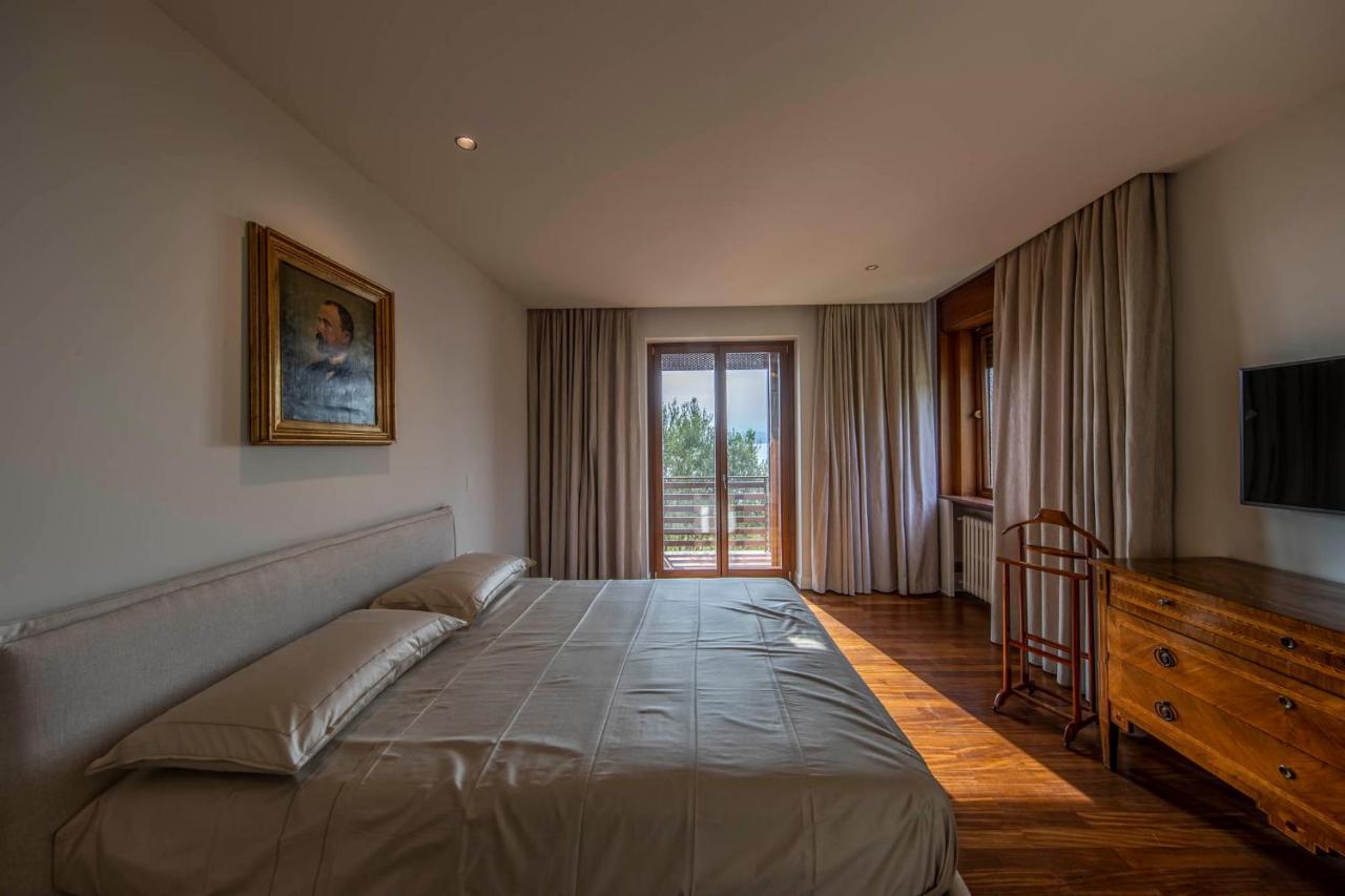 Villa Giustiniani Sirmione Buitenkant foto